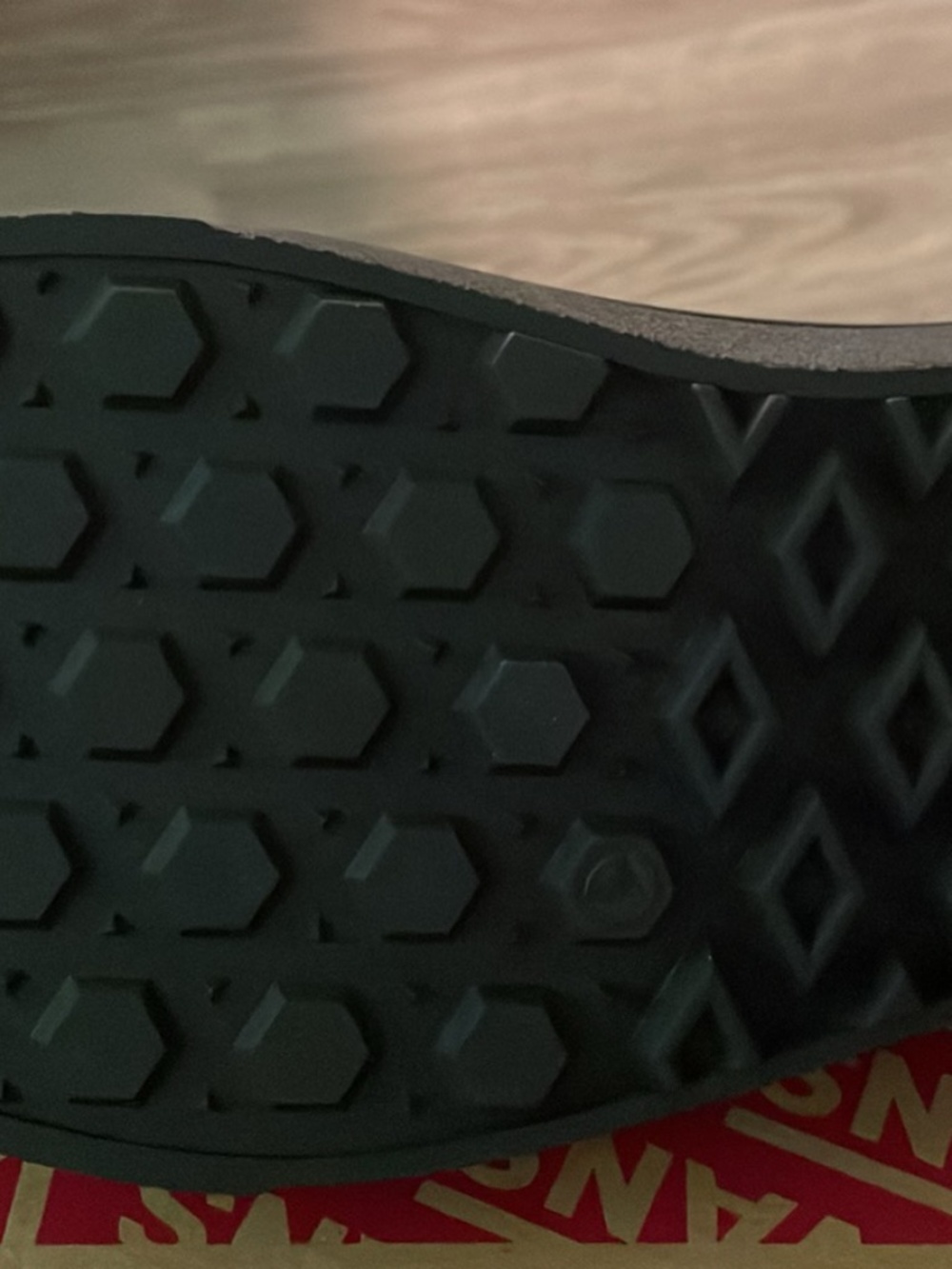 Vans - Picture 3 of 5
